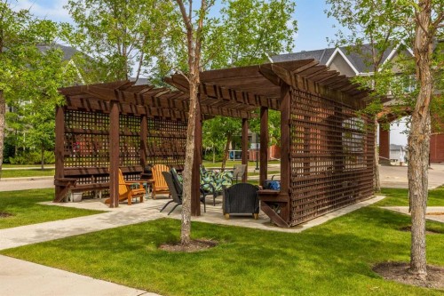 225-15 Everstone Drive Sw, Calgary, AB - Outdoor