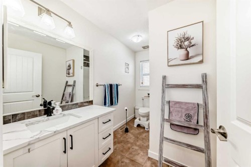 169 Aspenshire Drive Sw, Calgary, AB - Indoor