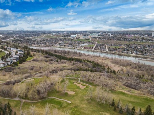 5208-14 Hemlock Crescent Sw, Calgary, AB - Outdoor With View