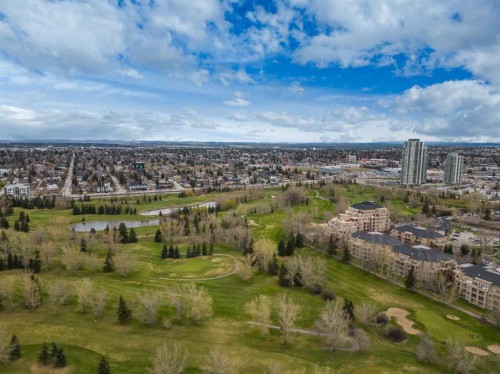 5208-14 Hemlock Crescent Sw, Calgary, AB - Outdoor With View