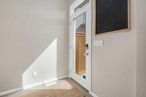 446 Walgrove Way Se, Calgary, AB - Indoor Photo Showing Other Room