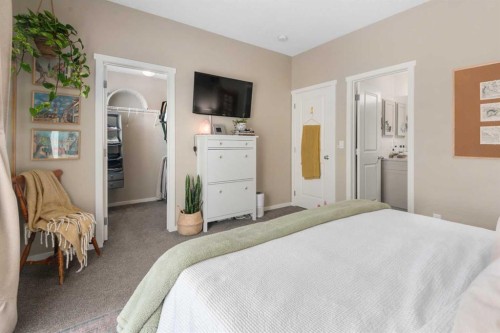 446 Walgrove Way Se, Calgary, AB - Indoor Photo Showing Bedroom