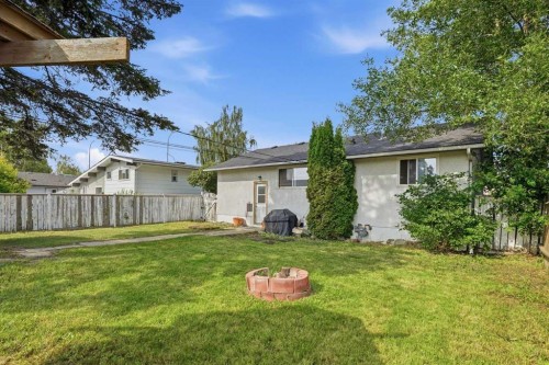 9032 Fairmount Drive Se, Calgary, AB - Outdoor