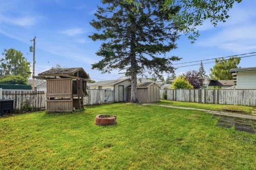 9032 Fairmount Drive Se, Calgary, AB - Outdoor With Backyard