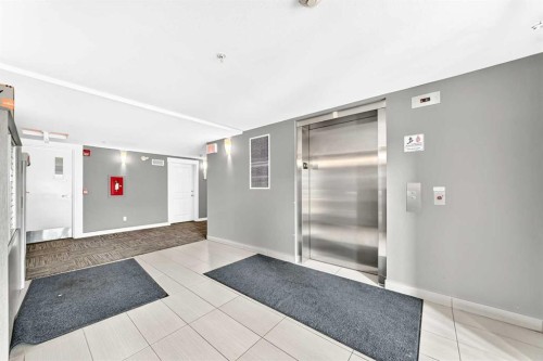 4116-302 Skyview Ranch Drive Ne, Calgary, AB - Indoor Photo Showing Other Room