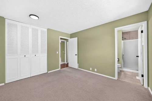 11335 Braeside Drive Sw, Calgary, AB - Indoor Photo Showing Other Room