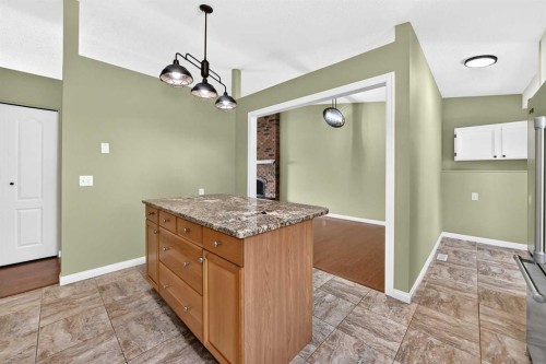 11335 Braeside Drive Sw, Calgary, AB - Indoor