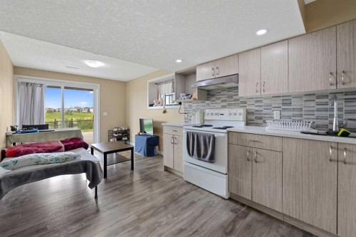 259 Cityscape Gardens Ne, Calgary, AB - Indoor Photo Showing Kitchen