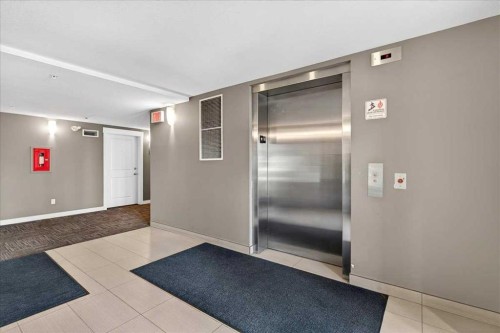 3306-302 Skyview Ranch Drive Ne, Calgary, AB - Indoor Photo Showing Other Room