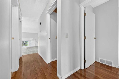 67 Rivercrest Circle Se, Calgary, AB - Indoor Photo Showing Other Room