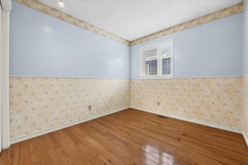 67 Rivercrest Circle Se, Calgary, AB - Indoor Photo Showing Other Room