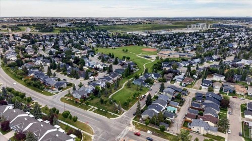 67 Rivercrest Circle Se, Calgary, AB - Outdoor With View
