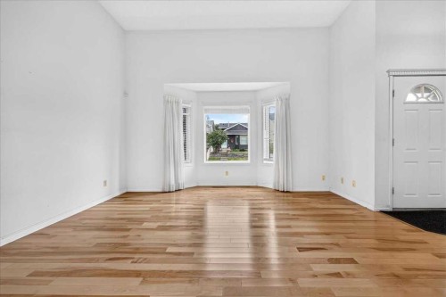 67 Rivercrest Circle Se, Calgary, AB - Indoor Photo Showing Other Room