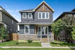 59 Ravenskirk Heath SEAirdrie, AB T4A 0K7