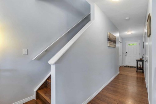 6-156 Canoe Drive Sw, Airdrie, AB - Indoor Photo Showing Other Room