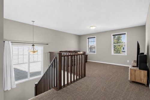 150 Osborne Rise Sw, Airdrie, AB - Indoor Photo Showing Other Room