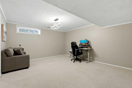 18-15 Silver Springs Way Nw, Airdrie, AB - Indoor