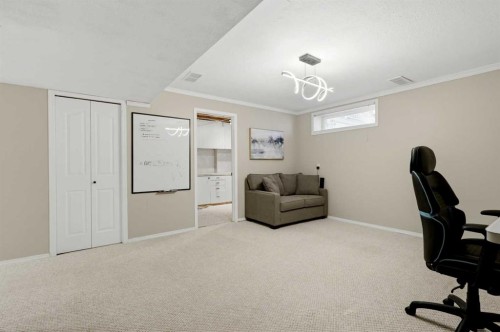 18-15 Silver Springs Way Nw, Airdrie, AB - Indoor