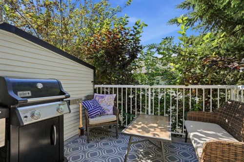 18-15 Silver Springs Way Nw, Airdrie, AB - Outdoor