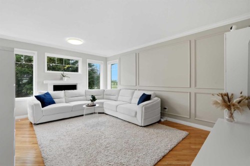 18-15 Silver Springs Way Nw, Airdrie, AB - Indoor Photo Showing Living Room