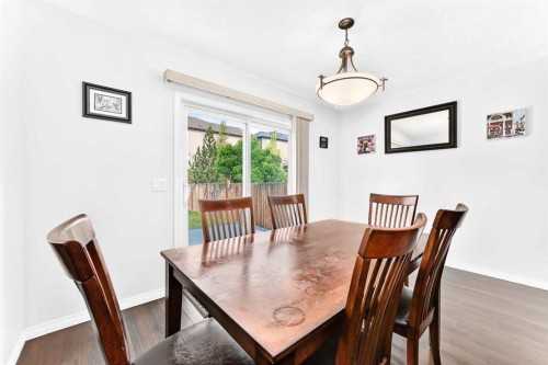 141 Shoreline Vista, Chestermere, AB - Indoor Photo Showing Dining Room