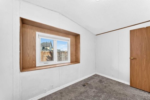 380-3223 83 Street Nw, Calgary, AB 
