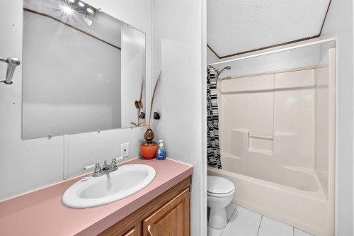 380-3223 83 Street Nw, Calgary, AB 
