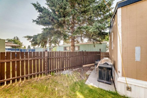 380-3223 83 Street Nw, Calgary, AB 