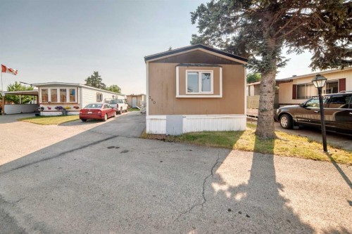 380-3223 83 Street Nw, Calgary, AB 