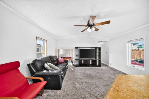 380-3223 83 Street Nw, Calgary, AB 