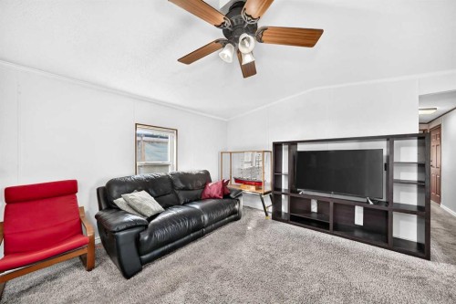 380-3223 83 Street Nw, Calgary, AB 