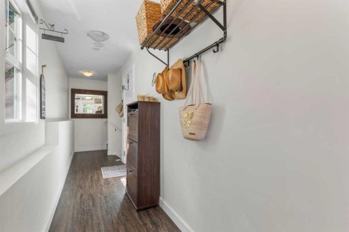 56-28 Heritage Drive, Cochrane, AB - Indoor Photo Showing Other Room
