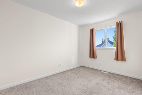 790 River Heights Crescent, Cochrane, AB - Indoor Photo Showing Other Room