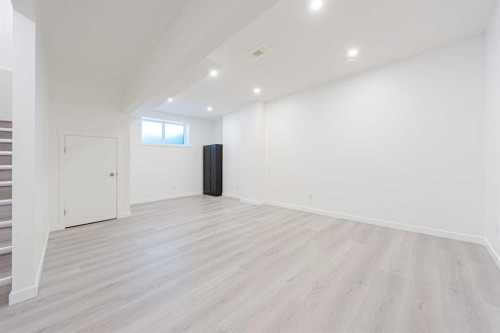 293 Carringsby Way Nw, Calgary, AB - Indoor