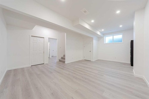 293 Carringsby Way Nw, Calgary, AB - Indoor