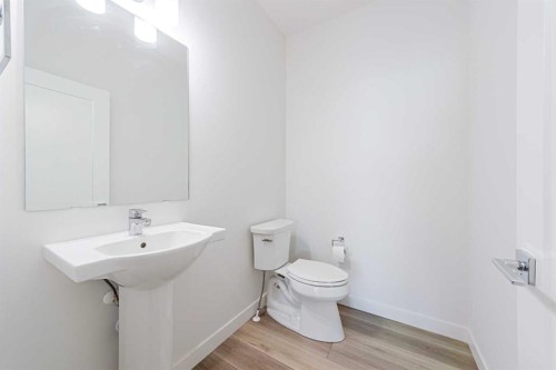 293 Carringsby Way Nw, Calgary, AB - Indoor Photo Showing Bathroom
