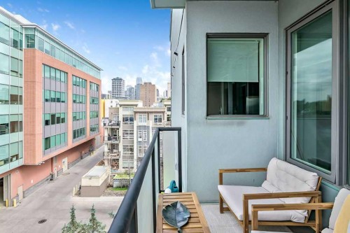 507-328 21 Avenue Sw, Calgary, AB - Outdoor With Exterior