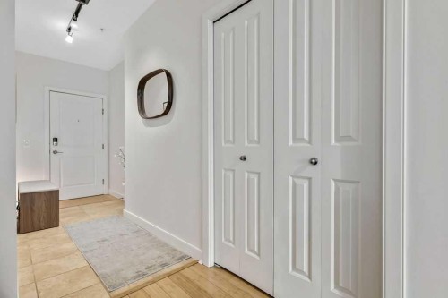 507-328 21 Avenue Sw, Calgary, AB - Indoor Photo Showing Other Room
