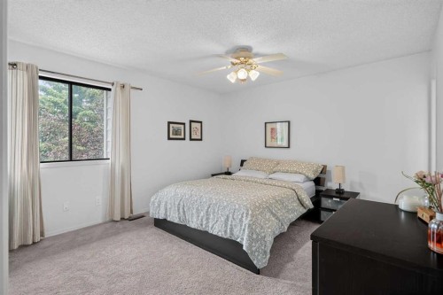 80 Hawkhill Way Nw, Calgary, AB - Indoor Photo Showing Bedroom