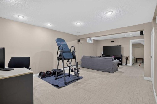80 Hawkhill Way Nw, Calgary, AB - Indoor