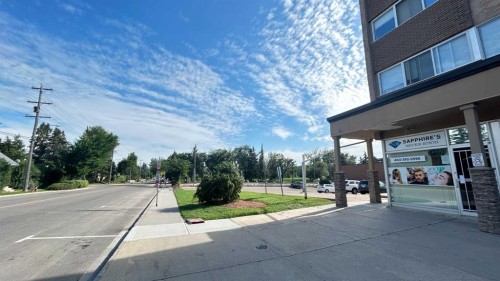 405-4820 47 Avenue, Red Deer, AB - Outdoor