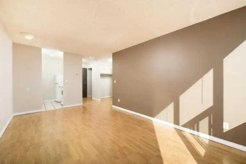 405-4820 47 Avenue, Red Deer, AB - Indoor Photo Showing Other Room