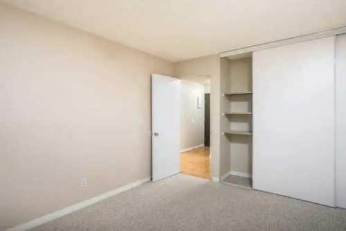 405-4820 47 Avenue, Red Deer, AB - Indoor Photo Showing Other Room