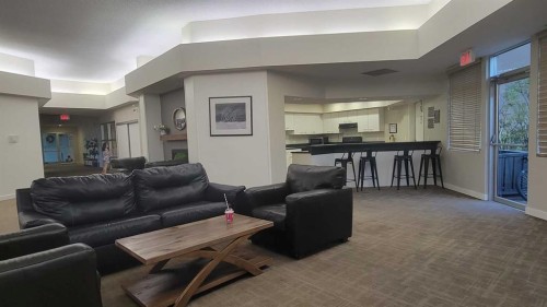 13-2000 Edenwold Heights Nw, Calgary, AB - Indoor