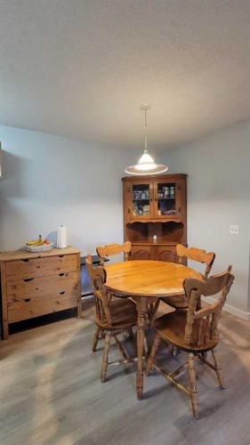 13-2000 Edenwold Heights Nw, Calgary, AB - Indoor