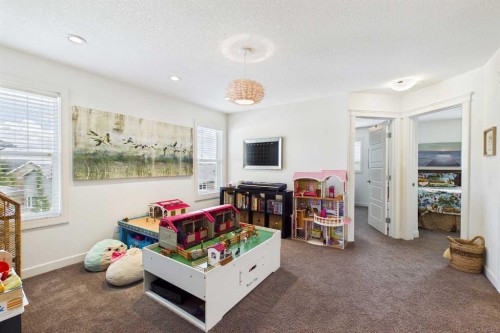 25 Evansglen Mews Nw, Calgary, AB - Indoor