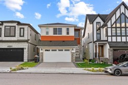 4524 87 Avenue NE Calgary, AB T3J 2H9