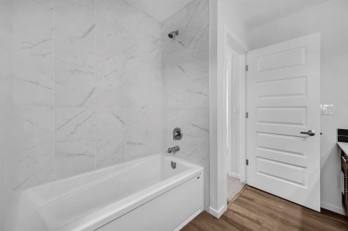 641 Southwinds Close Sw, Airdrie, AB - Indoor Photo Showing Bathroom