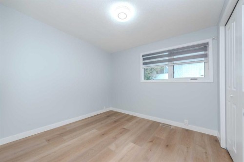 5655 Dalhousie Drive Nw, Calgary, AB - Indoor Photo Showing Other Room