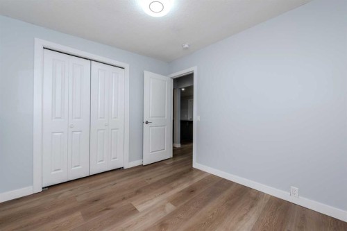 5655 Dalhousie Drive Nw, Calgary, AB - Indoor Photo Showing Other Room